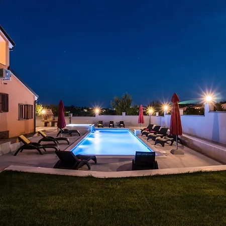 Luxury Hedone With Pool & Whirpool In Near The Villa *