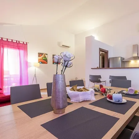 Luxury Hedone With Pool & Whirpool In Near The * Pula