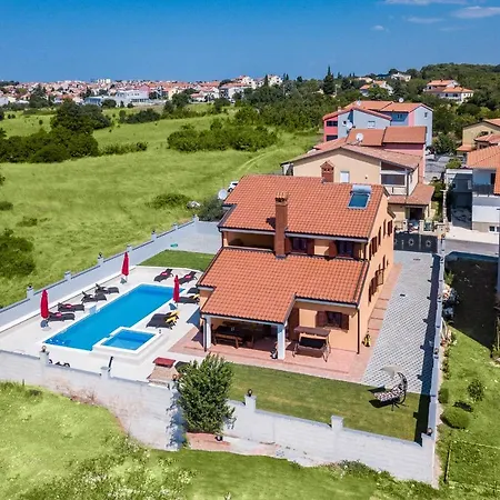 Villa Luxury Hedone With Pool & Whirpool In Near The *