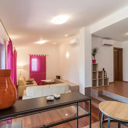 Luxury Hedone With Pool & Whirpool In Near The Willa Pula