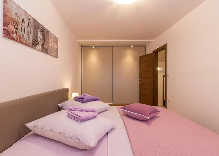 Luxury Hedone With Pool & Whirpool In Near The Villa